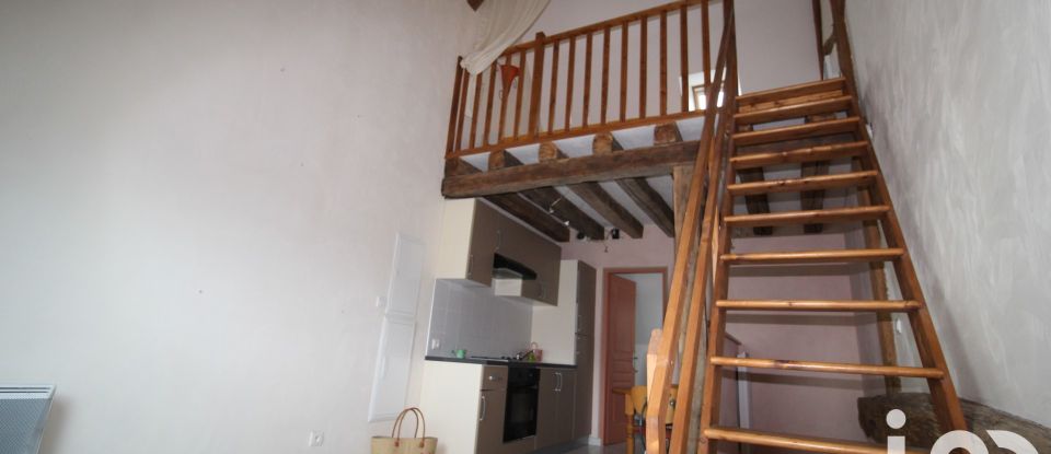 Village house 6 rooms of 151 m² in Varennes-Vauzelles (58640)