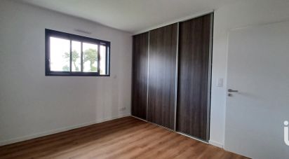 Maison traditionnelle 4 pièces de 90 m² à Saint-Marcel (56140)