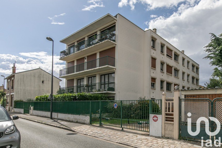 Appartement 1 pièce de 35 m² à Fontenay-sous-Bois (94120)