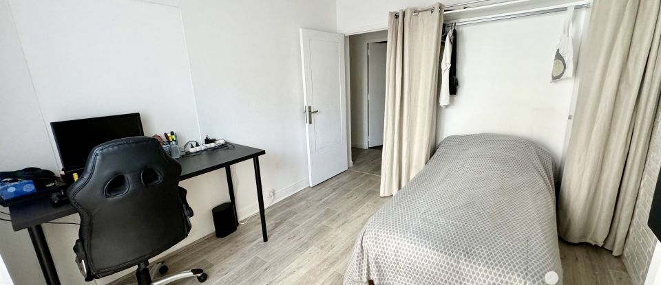 Appartement 4 pièces de 112 m² à Toulon (83000)