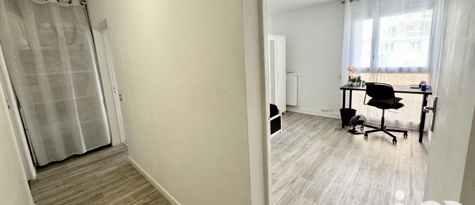 Appartement 4 pièces de 112 m² à Toulon (83000)