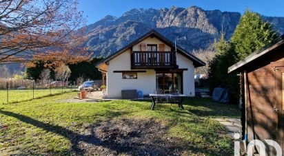 Maison traditionnelle 6 pièces de 123 m² à Le Bourg-d'Oisans (38520)