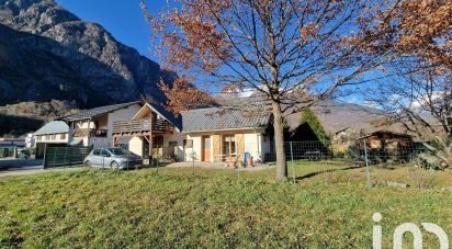 Maison traditionnelle 6 pièces de 123 m² à Le Bourg-d'Oisans (38520)