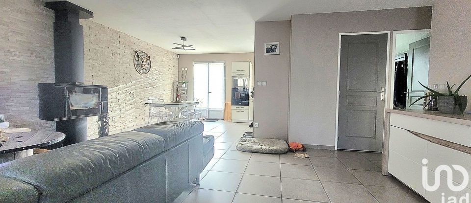 Maison 6 pièces de 87 m² à Saint-Clair-sur-Epte (95770)