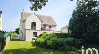 Traditional house 9 rooms of 248 m² in La Chartre-sur-le-Loir (72340)