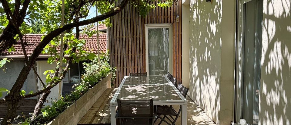 House 8 rooms of 136 m² in Valence (26000)