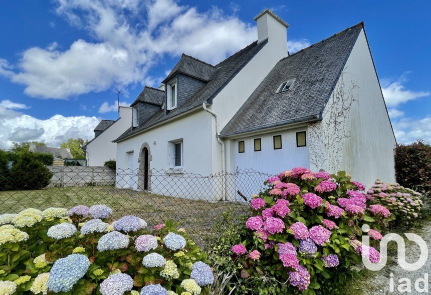 Traditional house 6 rooms of 100 m² in Paimpol (22500)