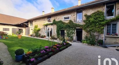 Farm 10 rooms of 270 m² in Sennevoy-le-Haut (89160)