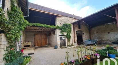 Farm 10 rooms of 270 m² in Sennevoy-le-Haut (89160)