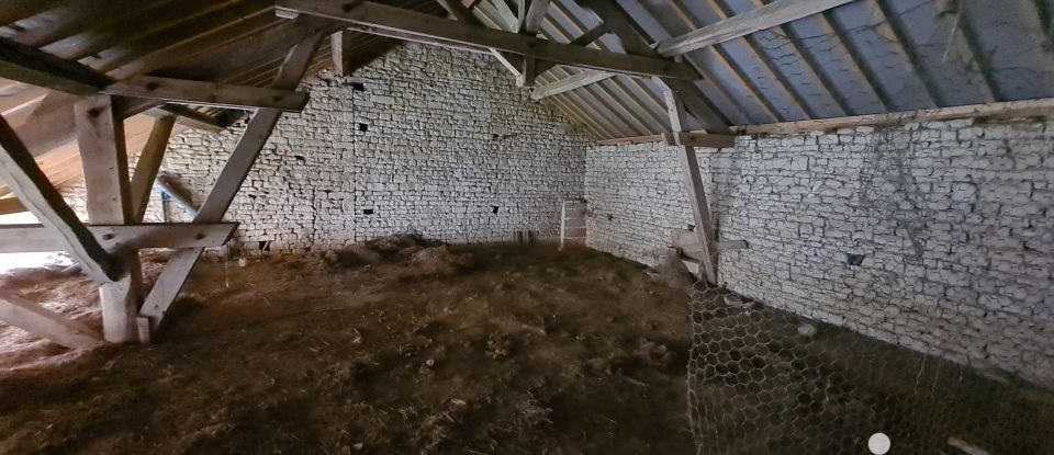 Ferme 10 pièces de 270 m² à Sennevoy-le-Haut (89160)