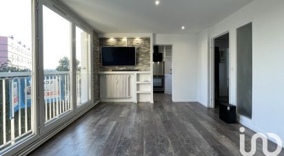 Appartement 4 pièces de 72 m² à Sainte-Geneviève-des-Bois (91700)