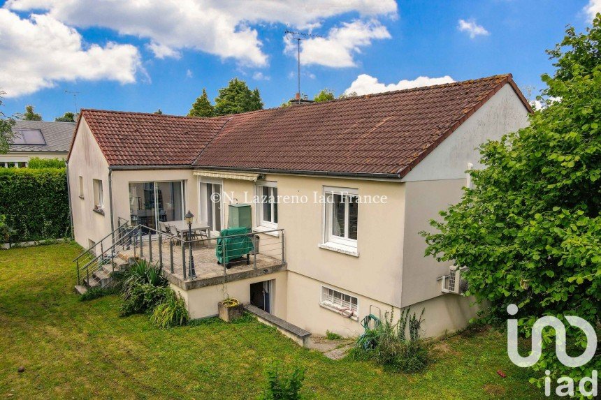 Maison 6 pièces de 126 m² à Boigny-sur-Bionne (45760)