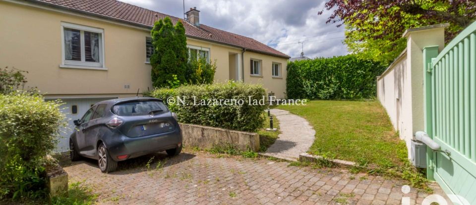 House 6 rooms of 126 m² in Boigny-sur-Bionne (45760)