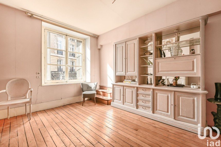 Appartement 2 pièces de 55 m² à Paris (75006)