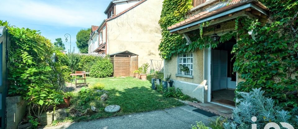 House 5 rooms of 135 m² in Mary-sur-Marne (77440)