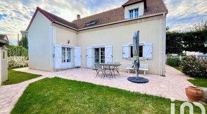 House 6 rooms of 150 m² in Aubergenville (78410)