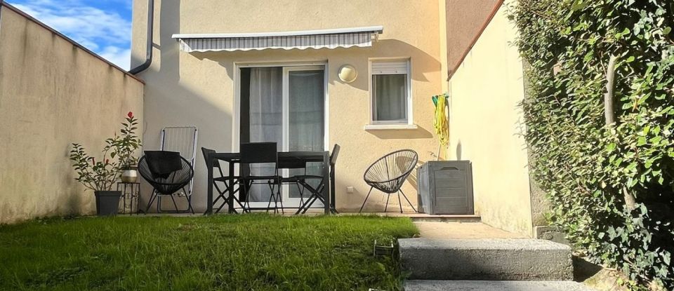 Town house 3 rooms of 66 m² in Oloron-Sainte-Marie (64400)