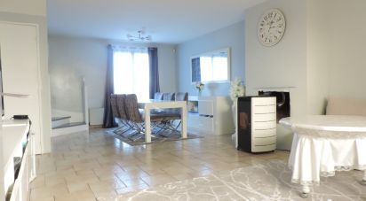 House 5 rooms of 110 m² in Combs-la-Ville (77380)