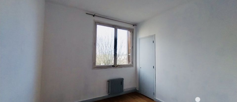 Apartment 4 rooms of 96 m² in Vaucresson (92420)