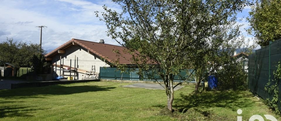 Country house 7 rooms of 138 m² in Pers-Jussy (74930)