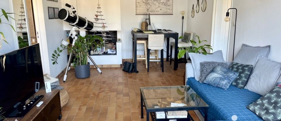 Appartement 2 pièces de 58 m² à Saint-Cyr-sur-Mer (83270)