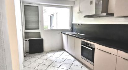 Appartement 4 pièces de 73 m² à Cluses (74300)