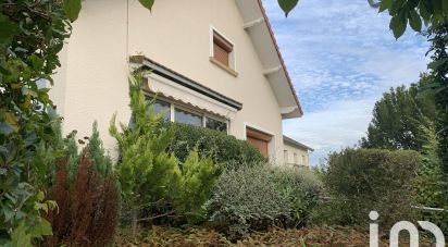 House 4 rooms of 98 m² in Ecquevilly (78920)