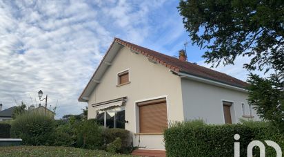 House 4 rooms of 98 m² in Ecquevilly (78920)