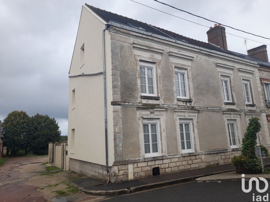 House 5 rooms of 160 m² in Château-Landon (77570)