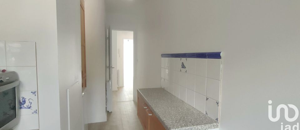 Appartement 3 pièces de 73 m² à Paris (75020)