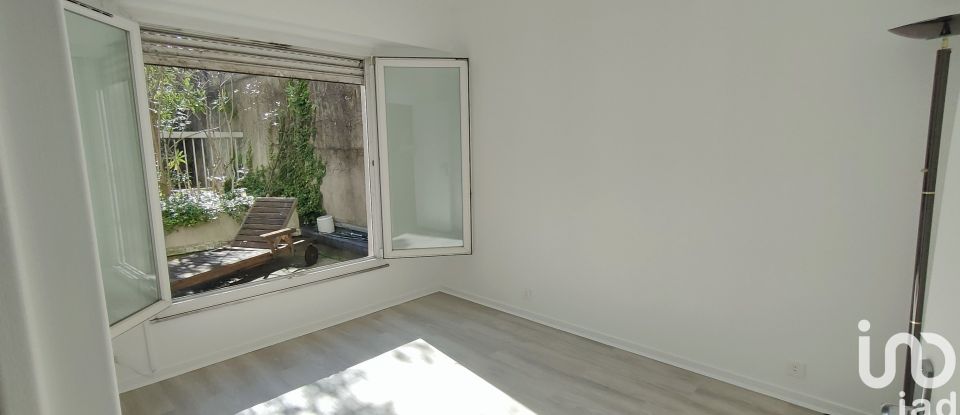 Appartement 3 pièces de 73 m² à Paris (75020)