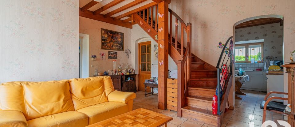 Traditional house 5 rooms of 145 m² in Sillans (38590)