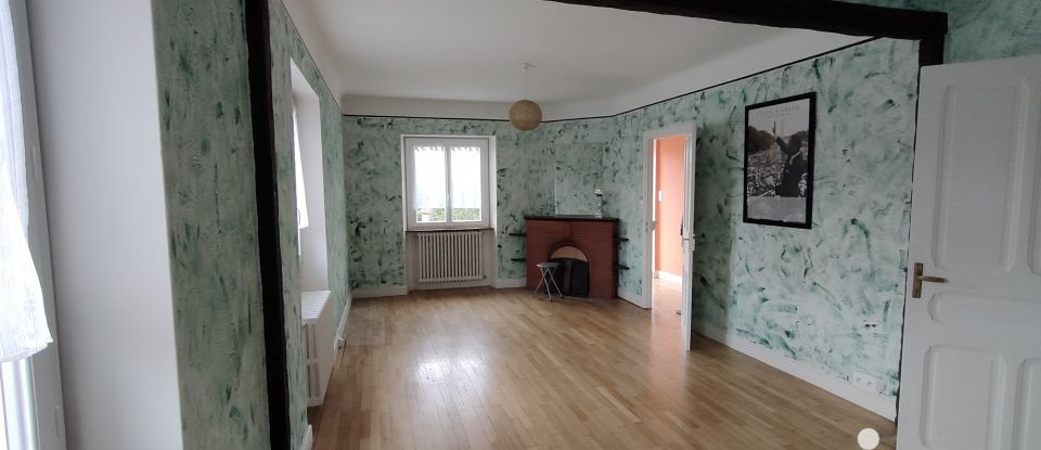 Village house 6 rooms of 80 m² in Saint-Pardoux-le-Neuf (23200)