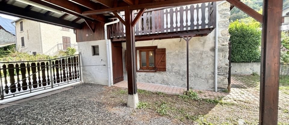 Maison 4 pièces de 39 m² à Le Freney-d'Oisans (38142)