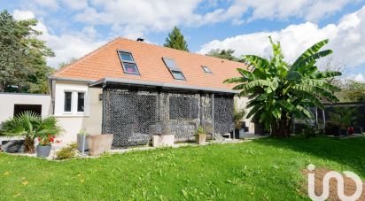 House 7 rooms of 200 m² in Cerny (91590)