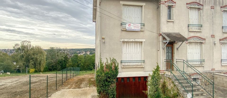 Maison 7 pièces de 138 m² à Corbeil-Essonnes (91100)