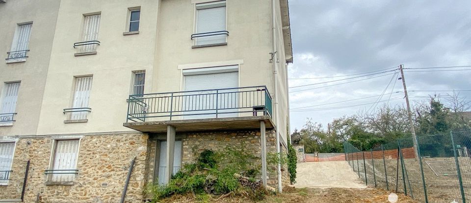 Maison 7 pièces de 138 m² à Corbeil-Essonnes (91100)