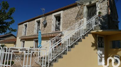 House 9 rooms of 217 m² in Donzère (26290)