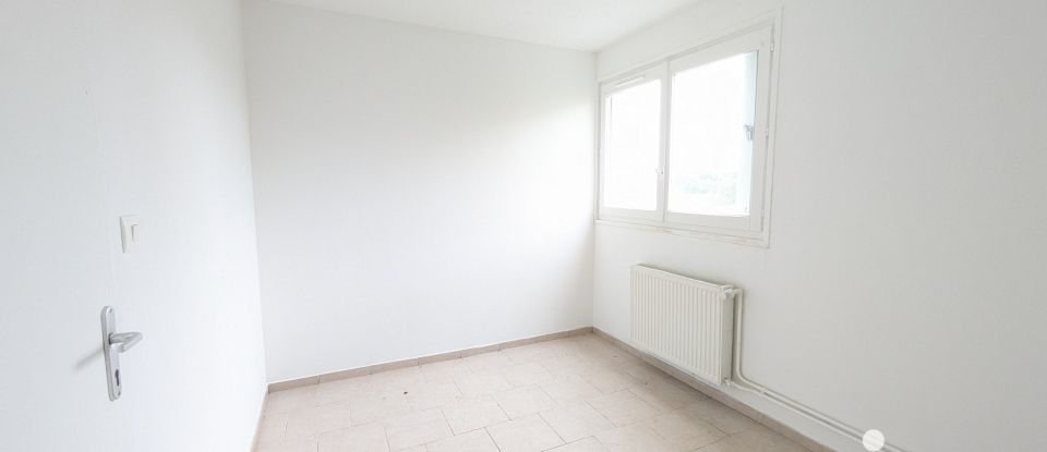 Appartement 5 pièces de 77 m² à Givet (08600)