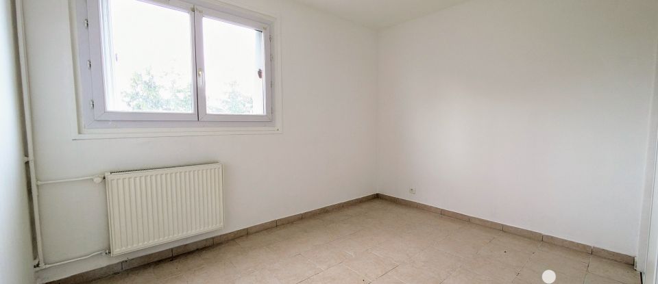 Appartement 5 pièces de 77 m² à Givet (08600)