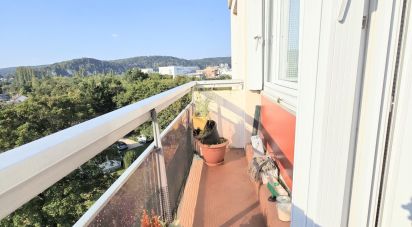 Apartment 3 rooms of 68 m² in Saint-Aubin-lès-Elbeuf (76410)