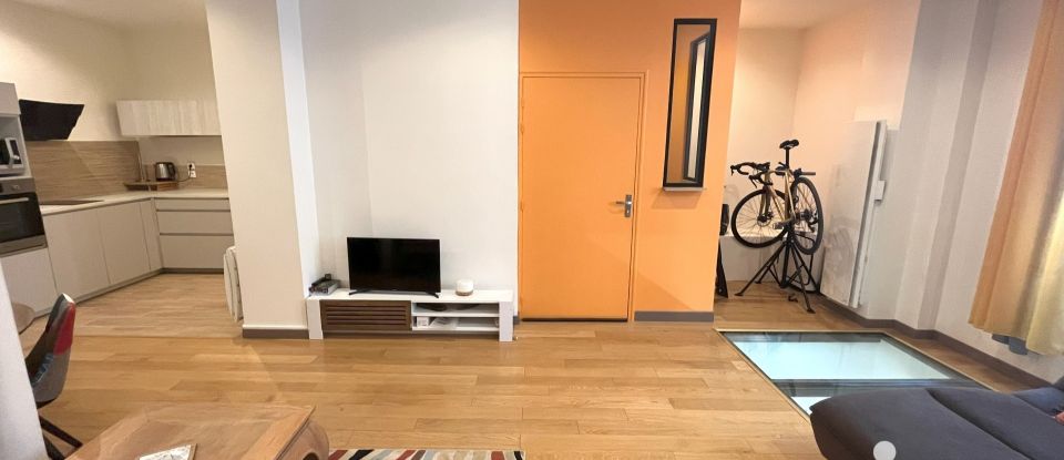 Appartement 2 pièces de 73 m² à Paris (75016)