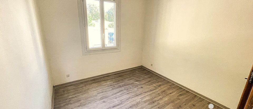 Maison 6 pièces de 106 m² à Donzère (26290)