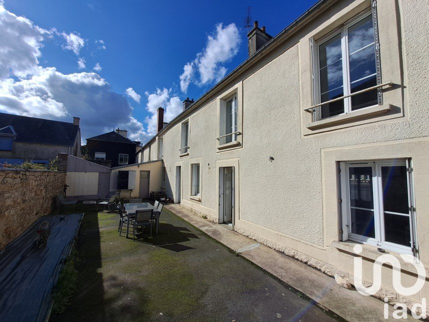 Town house 6 rooms of 170 m² in SAINT-MARTIN-DES-BESACES (14350)