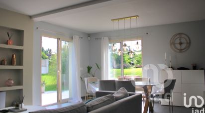 House 5 rooms of 110 m² in Dammarie-les-Lys (77190)