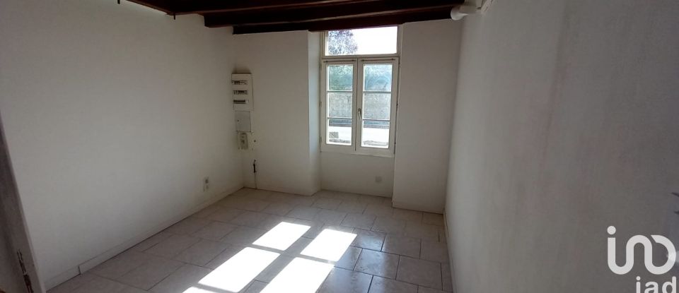 House 5 rooms of 120 m² in Cherves-Richemont (16370)