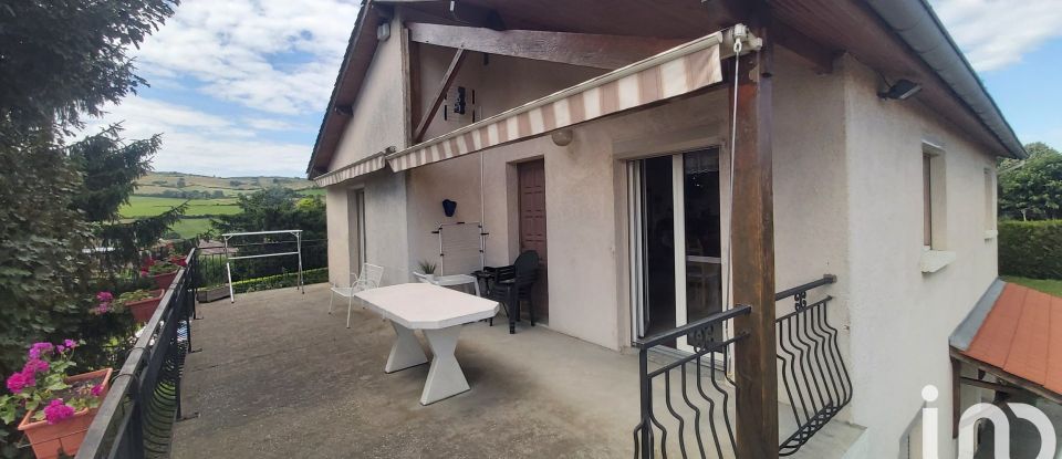 House 5 rooms of 140 m² in Saint-Martin-la-Plaine (42800)