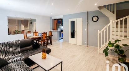 Maison 5 pièces de 112 m² à Louvres (95380)