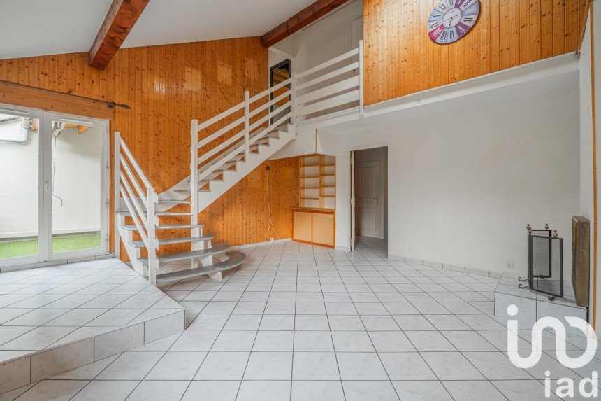 Duplex 4 pièces de 85 m² à Chambéry (73000)