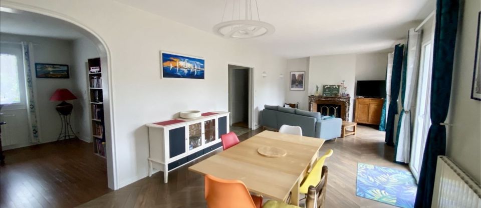 Maison 6 pièces de 125 m² à Viry-Châtillon (91170)